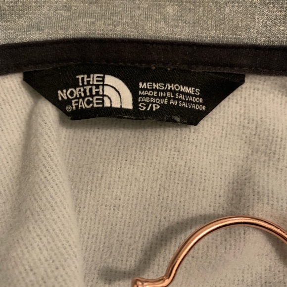 North Face 1/2 Zip Sweater - Picture 3 of 5